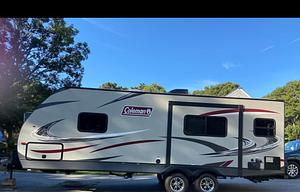 2019 Dutchmen RV Coleman Light 2435RK