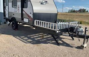 Off-Grid Ultralight Travel Trailer Sleeps 4 + Child