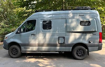 2022 Winnebago Revel 44E
