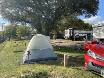 Oakdale RV Resort & Motor Court