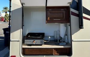 Forest River Georgetown with Outdoor Kitchen