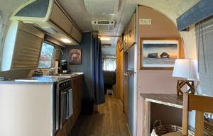 SilverStays 1981 Airstream Excella *DELIVERY ONLY*
