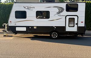 2017 Coachmen RV Clipper Ultra-Lite 17BH
