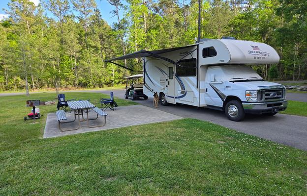 Thor Freedom Elite 26HE near Wilmington Beaches