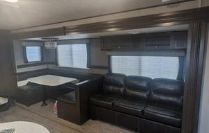 2020 Whole family hauler QB00
