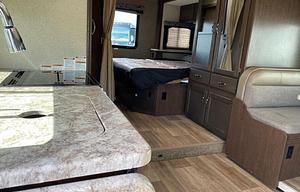 2020 Thor Motor Coach Freedom Elite