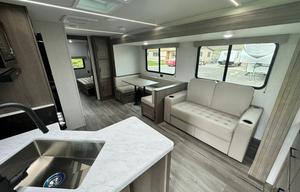 2024 Grand Design Transcend Xplor 33ft Luxury BH