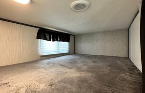 32 ft Travel Trailer King size bed! Sleeps 8-10