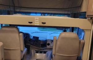 2022 Thor Motor Coach Miramar 37.1
