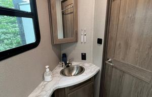 2022 Grand Design Imagine 2800BH
