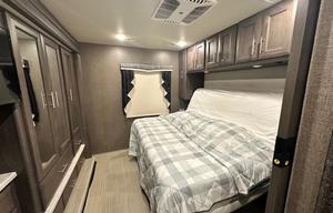 2021 Thor Motor Coach Challenger 35MQ