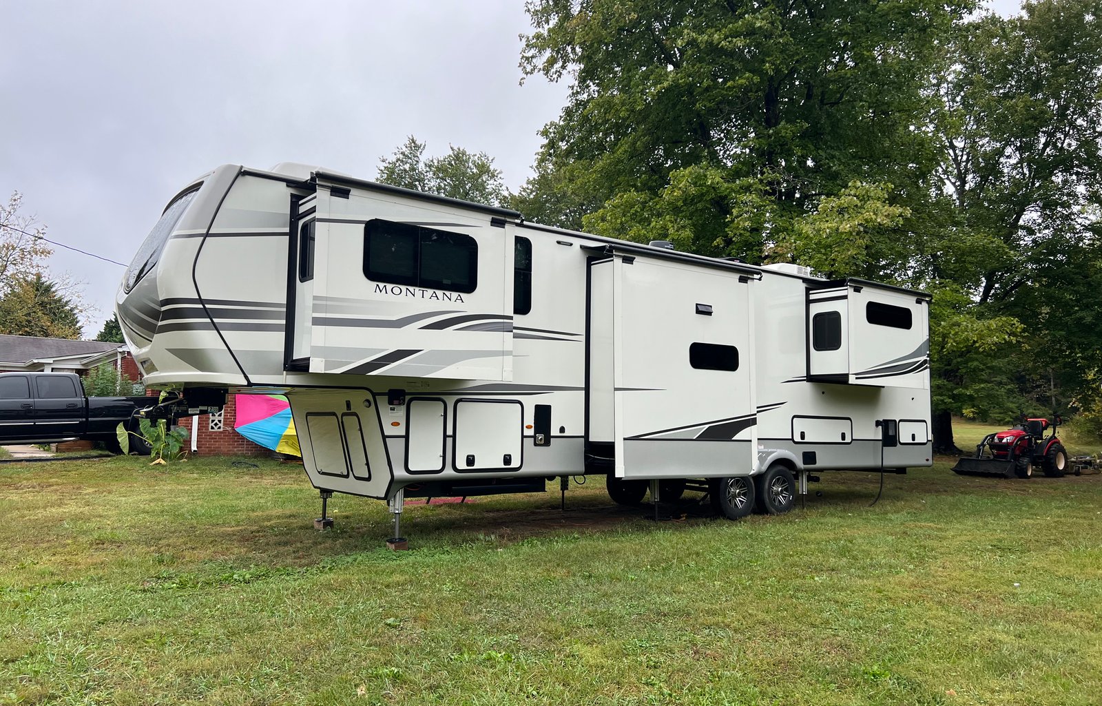 2022 Keystone RV Montana 3761FL