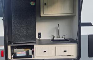 2024 Coachmen RV Apex Ultra-Lite 300BHS RV rental photo 26