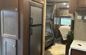 "Neverland" A family friendly 2017 Bunkhouse!