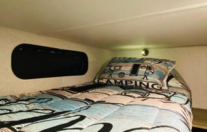 DELIVERY ONLY! 3-BUNK BEDROOM!Family Friendly!