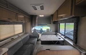 2018 Thor Motor Coach Four Winds 30D Bunkhouse