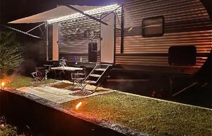 Sea-Beez Glamper: Like New! 2020 RV Rental