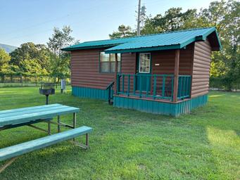 Big Cedar RV Park and Cabins - Big Cedar, OK