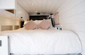 VanDelta: Luxury Travel Vanlife