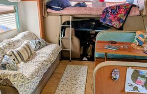 2011 Four Winds RV Chateau 31B RV rental photo 4