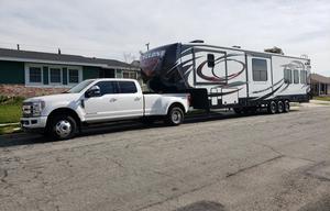 43 Toy Hauler with 4 bunks in the 18 foot garage!