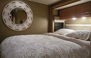 2013 Winnebago - VIA 25Q - Mercedes Diesel