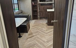 Like New 35' RV Travel Trailer