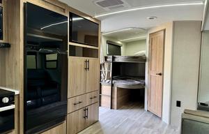 Grand Design Imagine 2800BH Family Travel Trailer