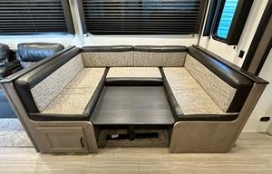 2020 Keystone Hideout Bunkhouse Sleeps 10