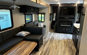 2022 Coachmen RV Freedom Express Liberty Edition 310BHDSLE