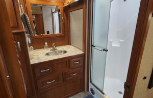 2019 Winnebago Forza 38W