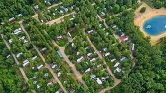 Ponderosa Pines Pub, Eatery and Campground