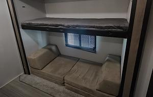 2020 Keystone RV Hideout 31BHDSWE