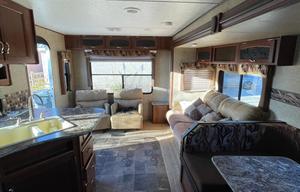 2015 Prime Time RV Avenger 27RLS