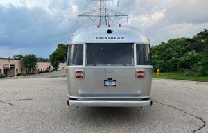 "Sky Glider" Airstream Flying Cloud 25FB