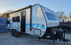 Off-road, boondocking machine 2024 Ibex 19MBH