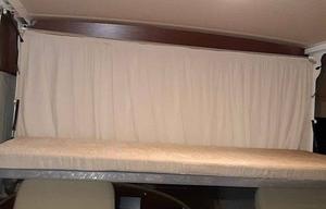 Winnebago Vista 35F (2 toilets / 1.5 bath)