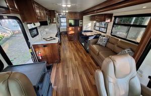 2014 Georgetown 351DSF RV rental photo 14