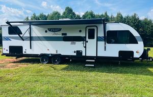 2024 Salem Cruise Lite 273QBXL RV rental photo 5