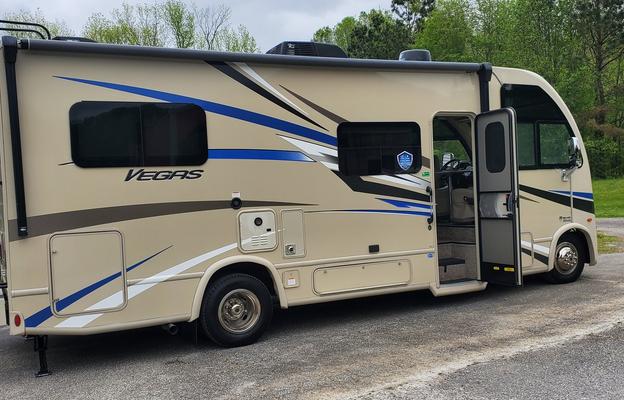 2021 Thor Motor Coach Vegas 24.1