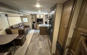 32ft Keystone Bullet. Sleeps 8!