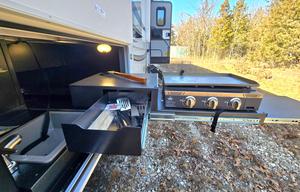 2023 Jayco North Point 382FLRB