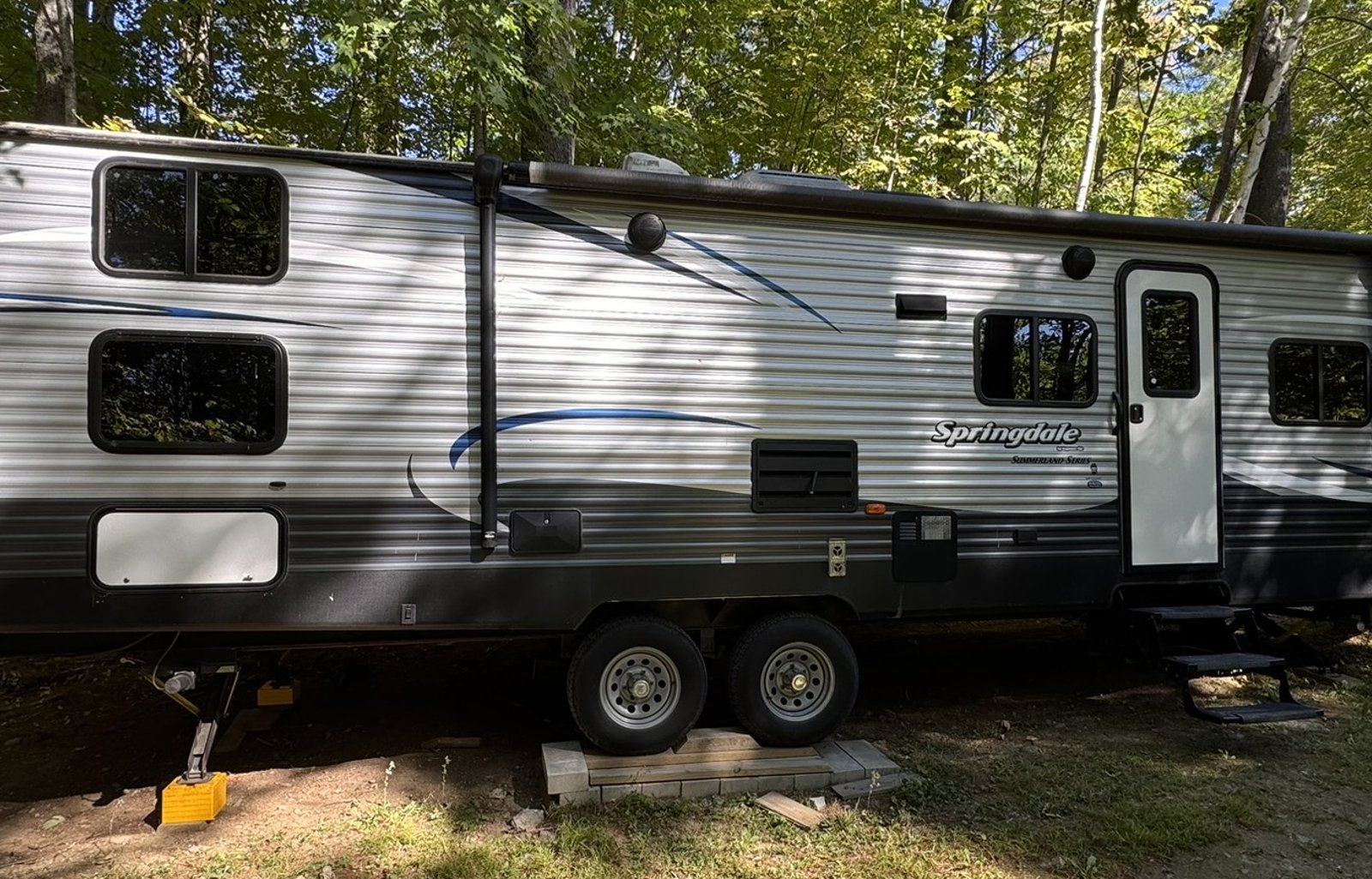 Central Maine Keystone Springdale Travel Trailer
