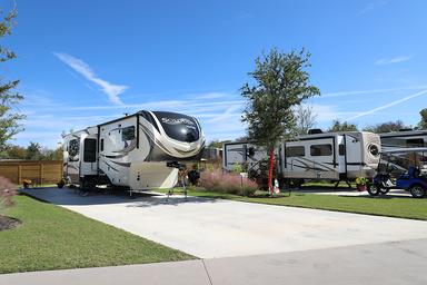 Rio Bonito RV Park and Cabin