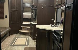 2018 Forest River RV Cherokee Wolf Pack 315PACK12 RV rental photo 4