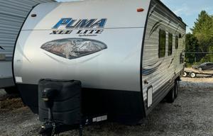 2017 Palomino Puma XLE 23FBC
