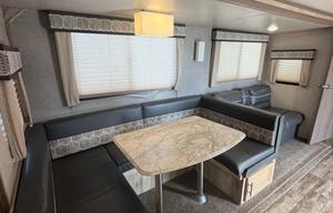 2020 Coachmen RV Catalina Legacy 293QBCK (7682)
