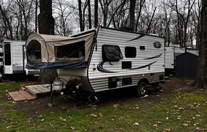 *Squatch III* 2016 Viking by Forest River M16B