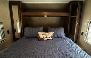 2018 Keystone RV Hideout 28RKS RV rental photo 6