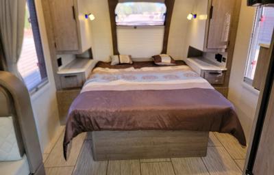 The Perfect Travel Trailer For You!   Lance 1995